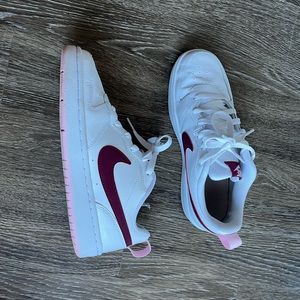 Nike Court Borough Low 2 Sneakers